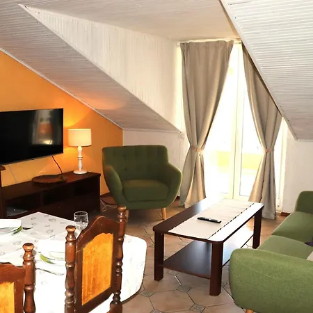 A 1 With Terrace Garden And Sea View Apartman Barbat na Rabu