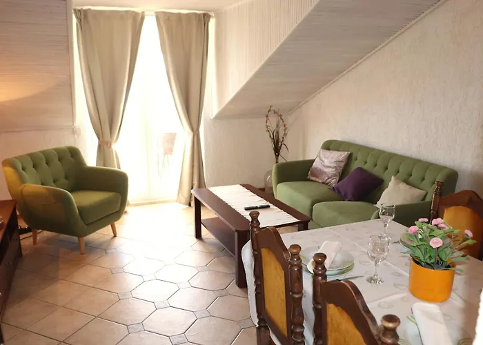 A 1 Apartment With Terrace Garden And Sea View *